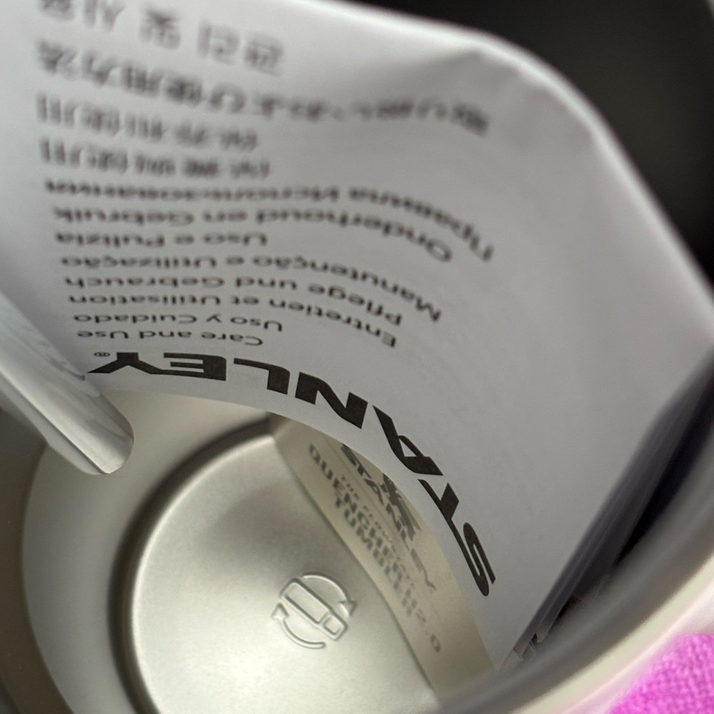 Stanley Frost White Tumbler - Picture 5 of 6